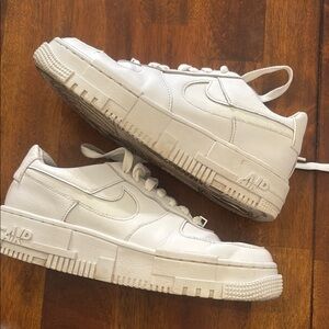 Nike Air Force One Pixels Size 7/